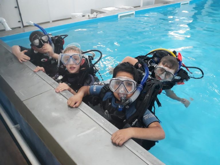 Cubs go Scuba Diving / Northern Norwich Scouts / Skills For Life for